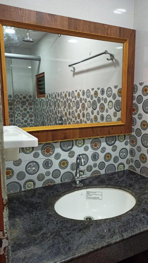 Hotel Aarthi Residency Karaikkudi Exterior foto